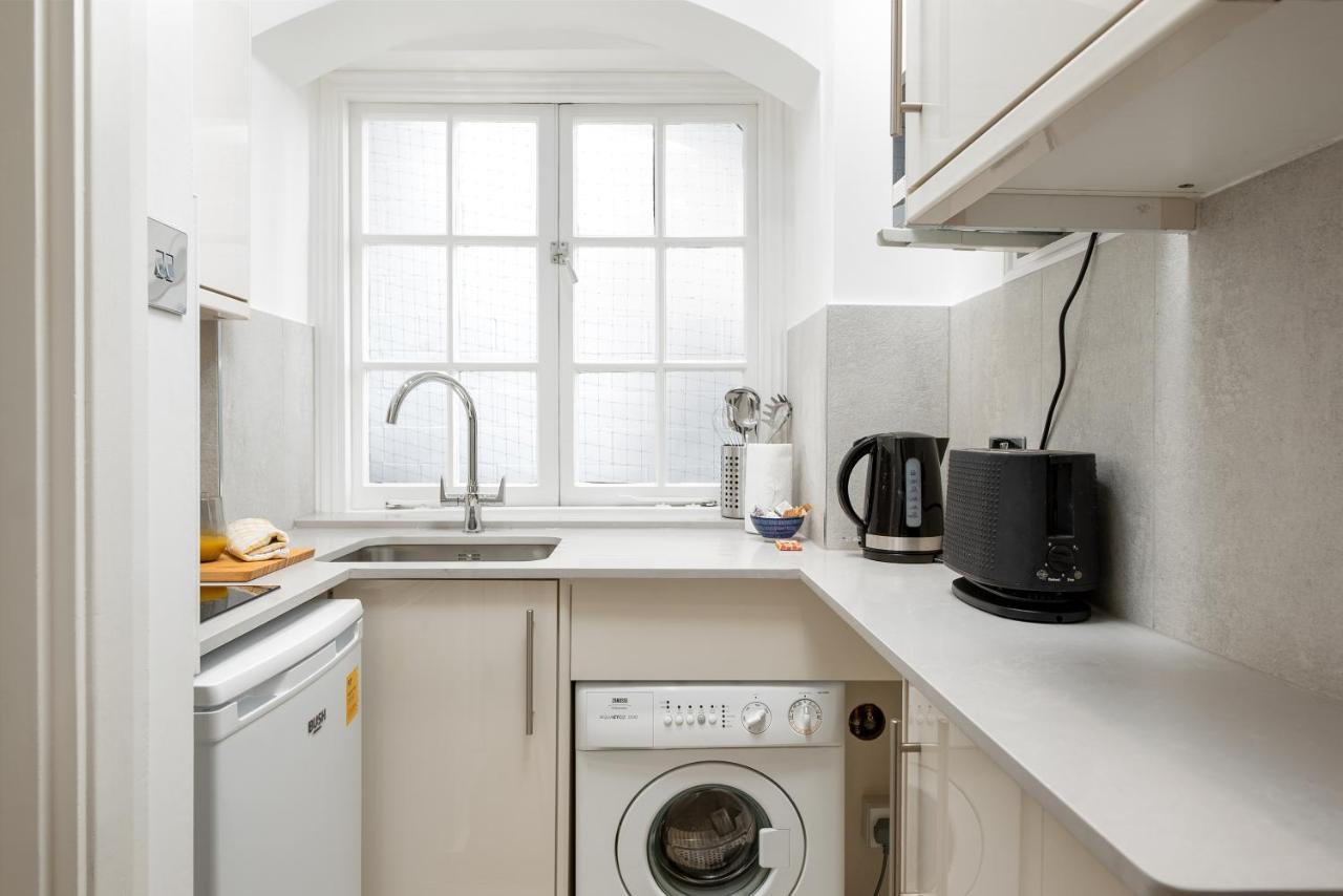 Capital Sloane Street Studio With Balcony Londra Dış mekan fotoğraf